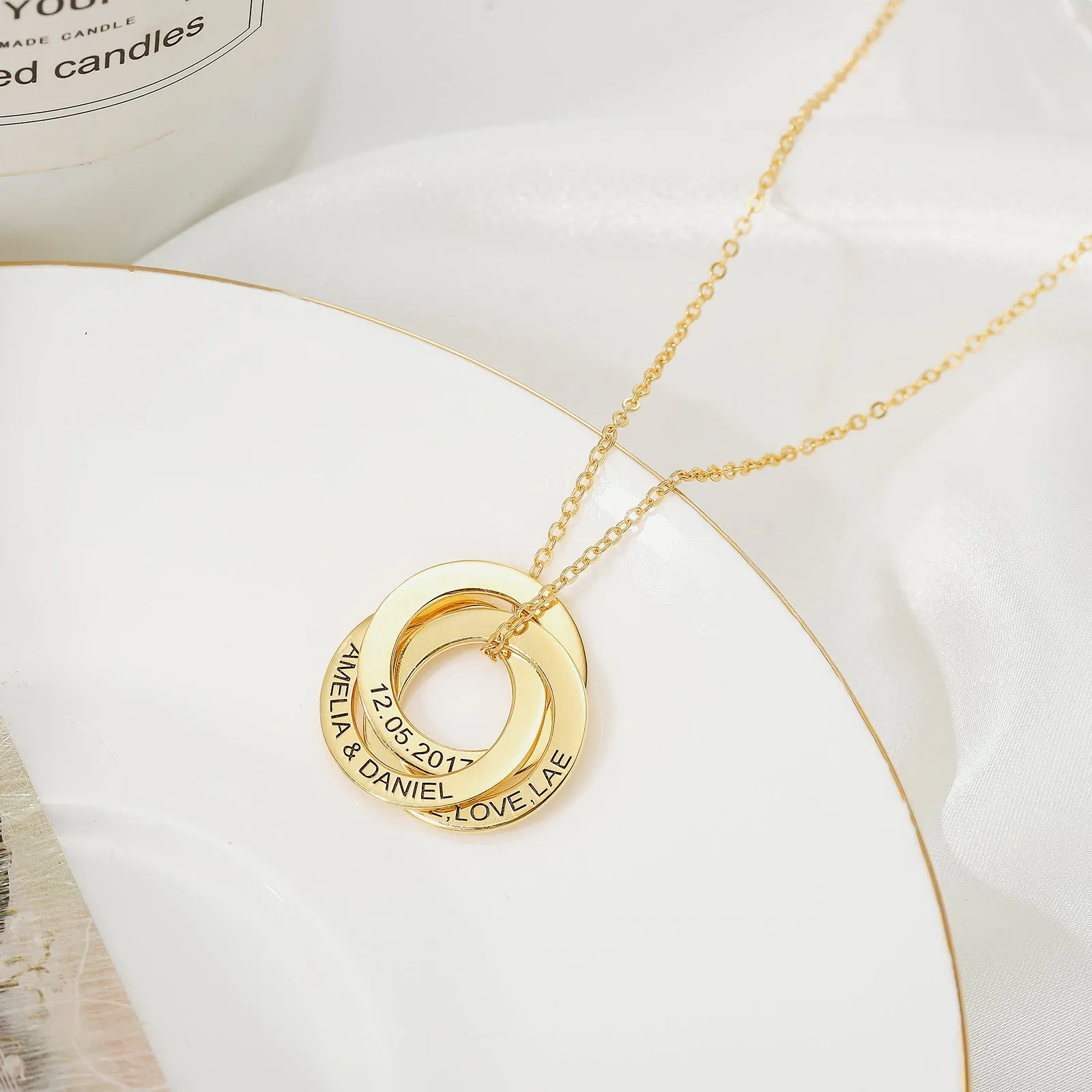 Interlink Circles Name Necklace